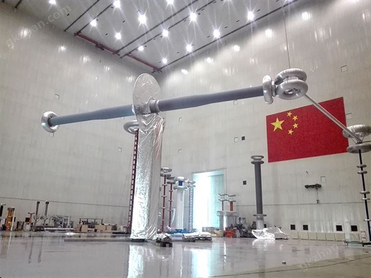 &plusmn;1100kV 型复合绝缘子